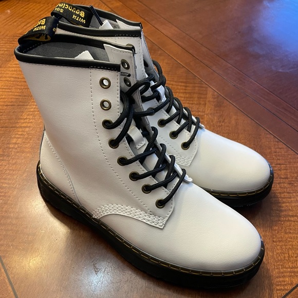 NWT White Doc Martens - Picture 2 of 6